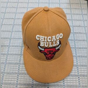Chicago Bulls Ultra Game NBA Khaki Adjustable Snapback Cap Basketball Sports